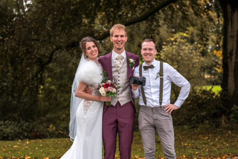 gert-jan borst als bruidsfotograaf met bruidspaar